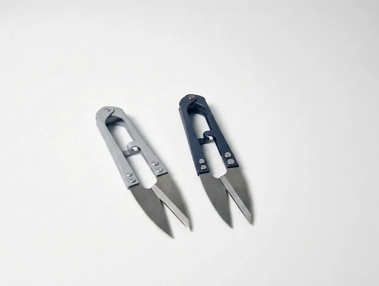 Herbs2hand Snippers — grey and navy precision herb snips